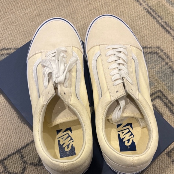 NEW IN BOX Vans Men’s Old Skool Sneakers 11.5 new in box - Picture 3 of 5
